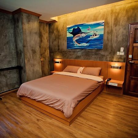 Chaphone Guesthouse Phuket Ngoại thất bức ảnh