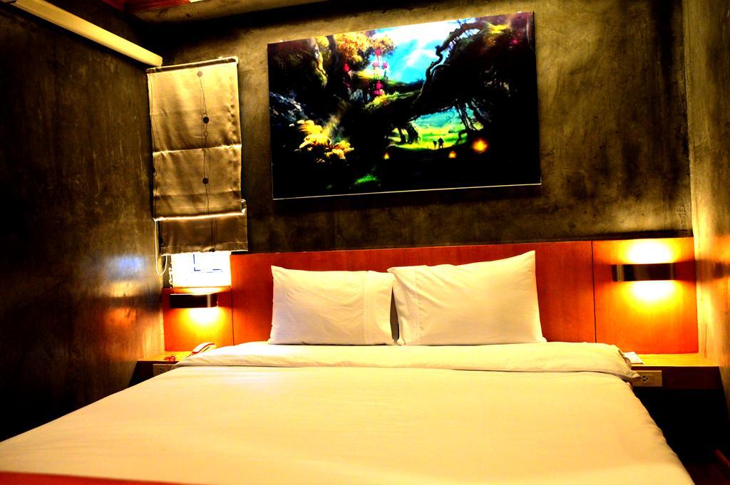 Chaphone Guesthouse Phuket Ngoại thất bức ảnh