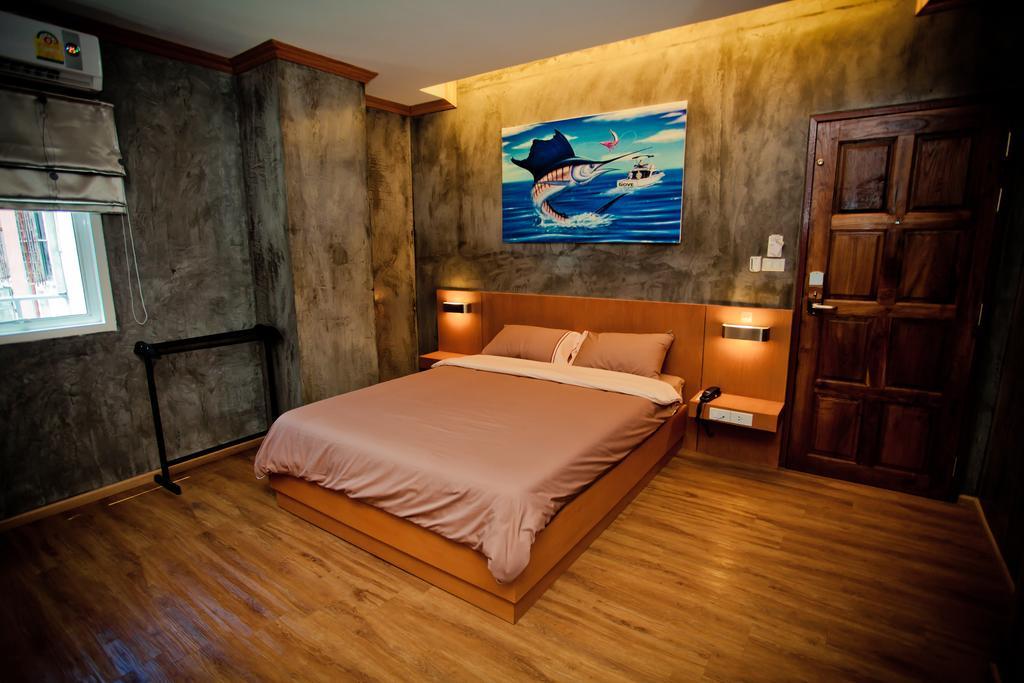Chaphone Guesthouse Phuket Ngoại thất bức ảnh