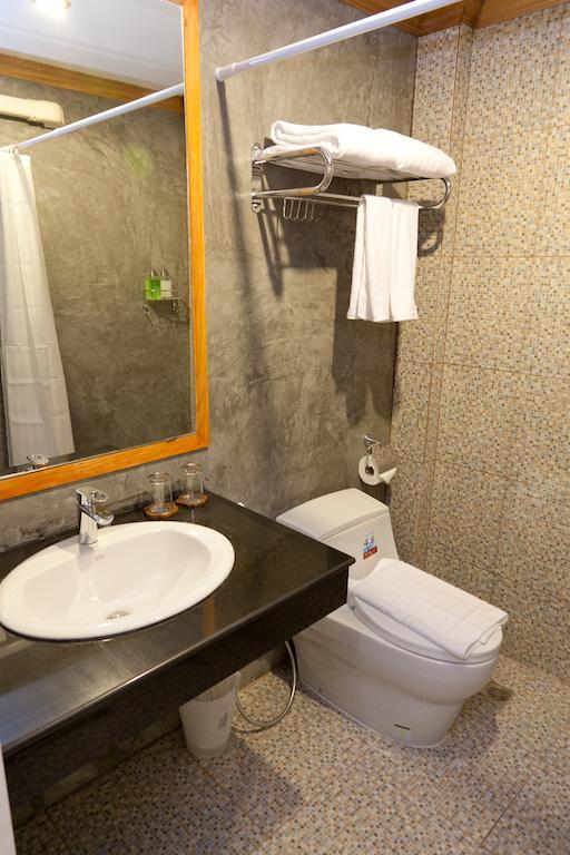Chaphone Guesthouse Phuket Phòng bức ảnh