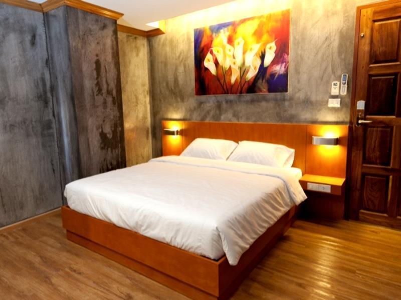 Chaphone Guesthouse Phuket Ngoại thất bức ảnh